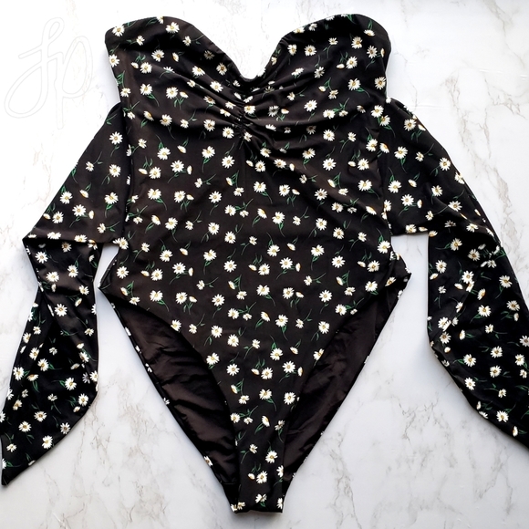 Onia x WeWoreWhat Capri Daisy One Piece XS - Picture 2 of 7